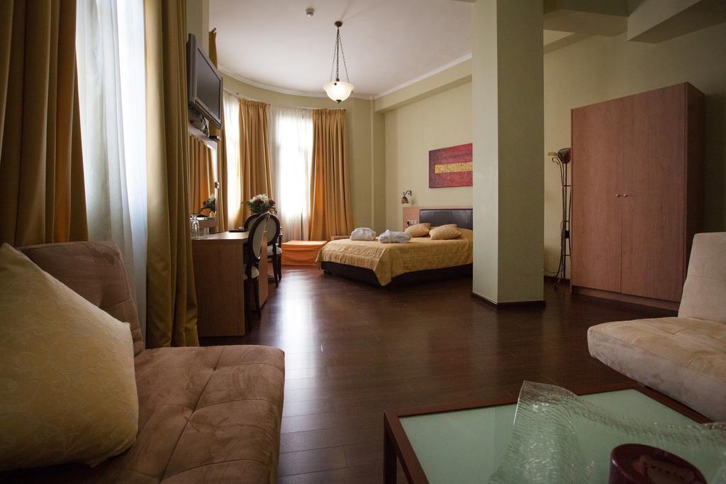 Ermionio Hotel Kozani Esterno foto