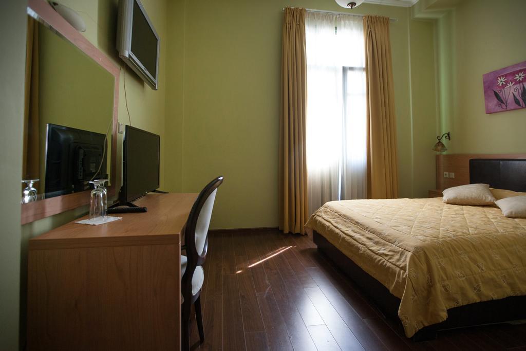 Ermionio Hotel Kozani Esterno foto
